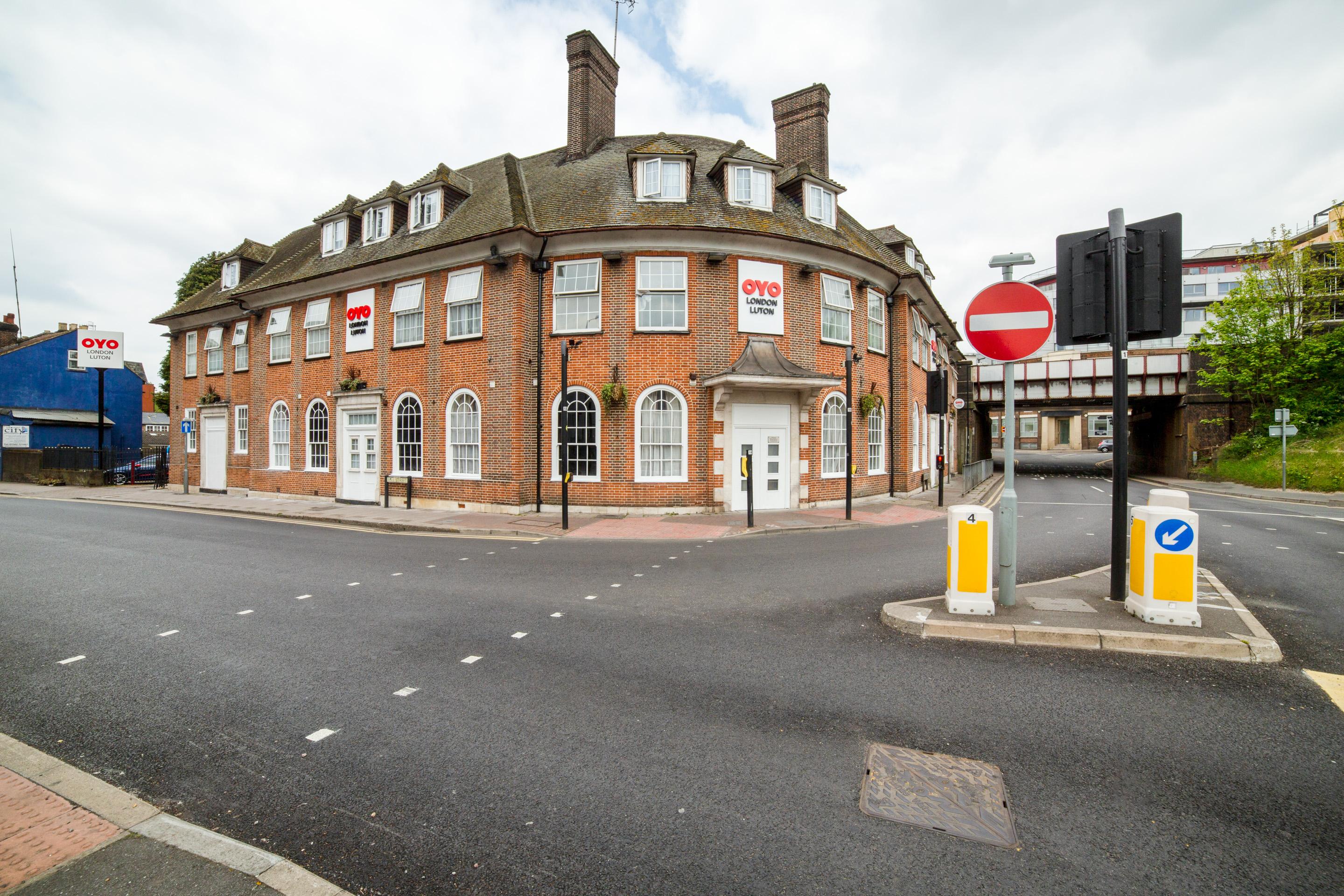 Oyo London Luton Hotel Luton  Exterior photo